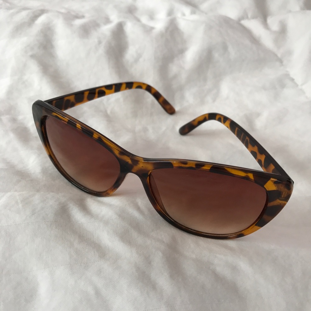 Urban Outfitters Sunglasses